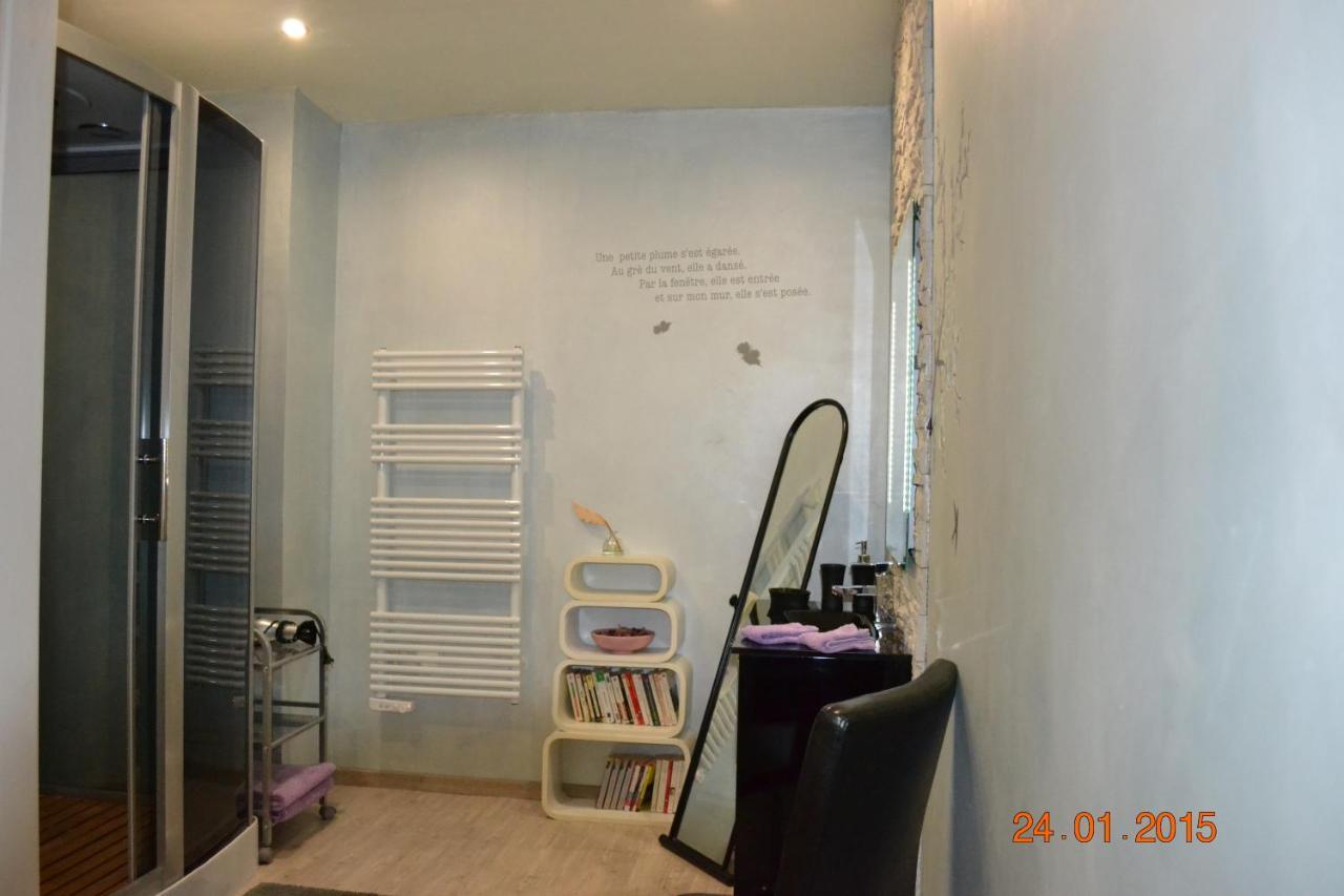 Bed And Breakfast "Le Moulin A Grains" Menil-la-Horgne ภายนอก รูปภาพ